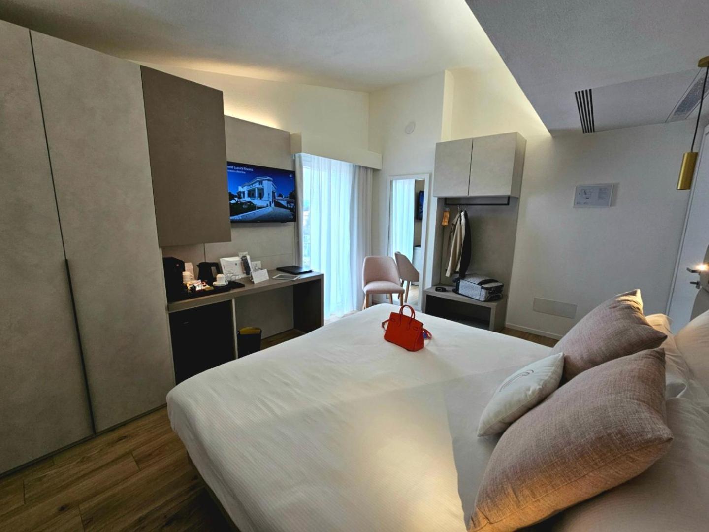 Chic & Charme Luxury Rooms Olbia Eksteriør billede