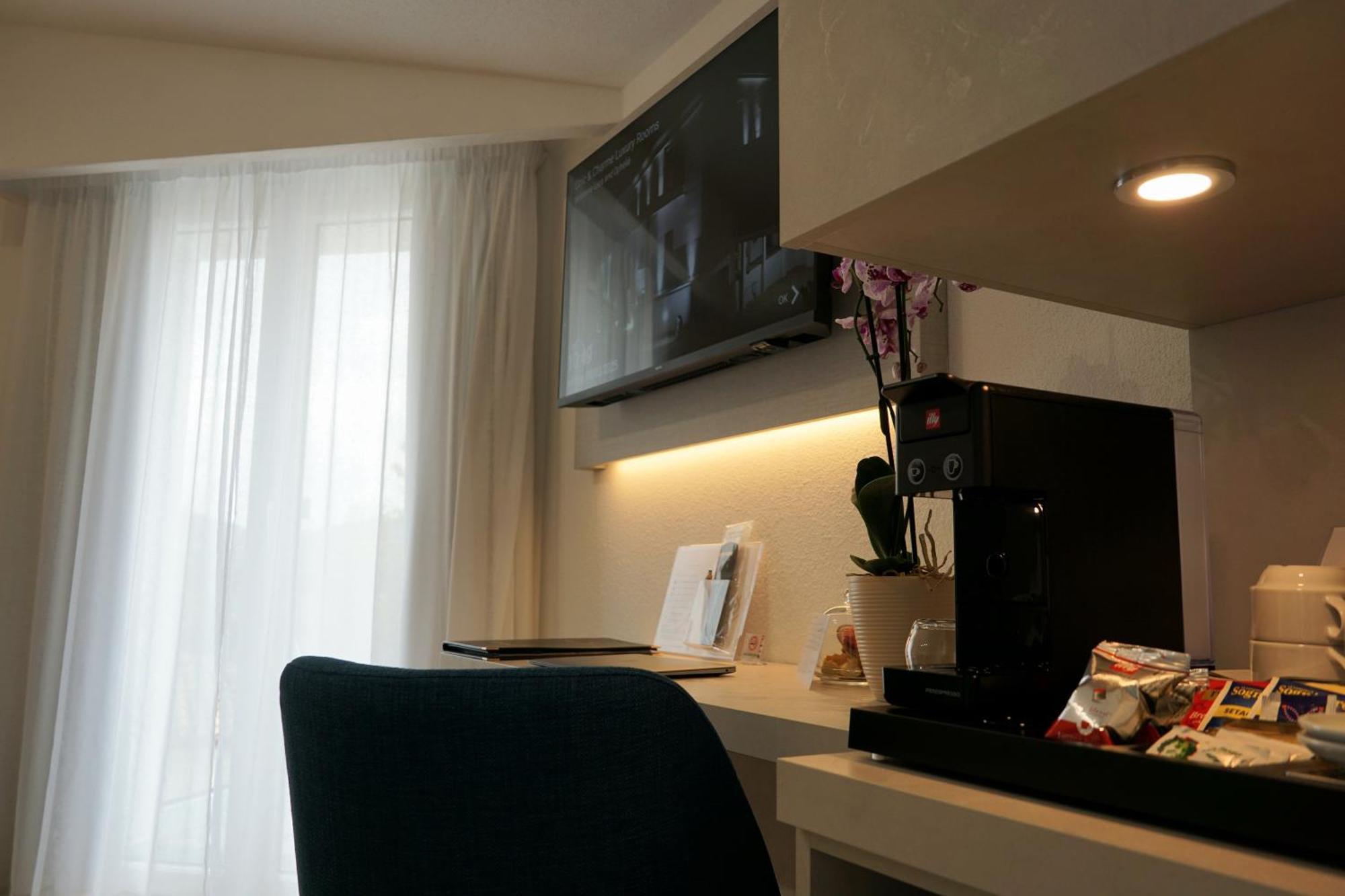 Chic & Charme Luxury Rooms Olbia Eksteriør billede