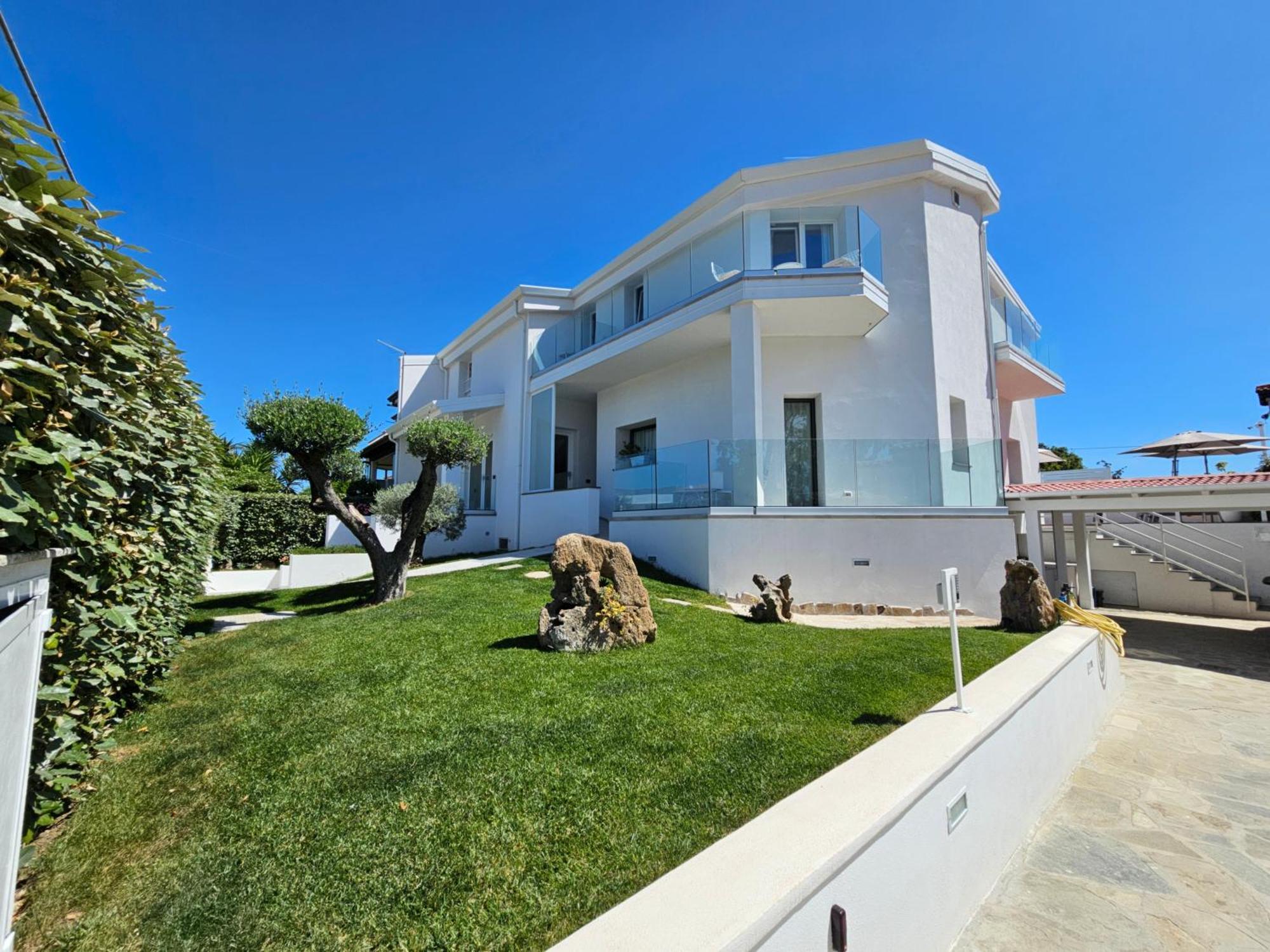 Chic & Charme Luxury Rooms Olbia Eksteriør billede